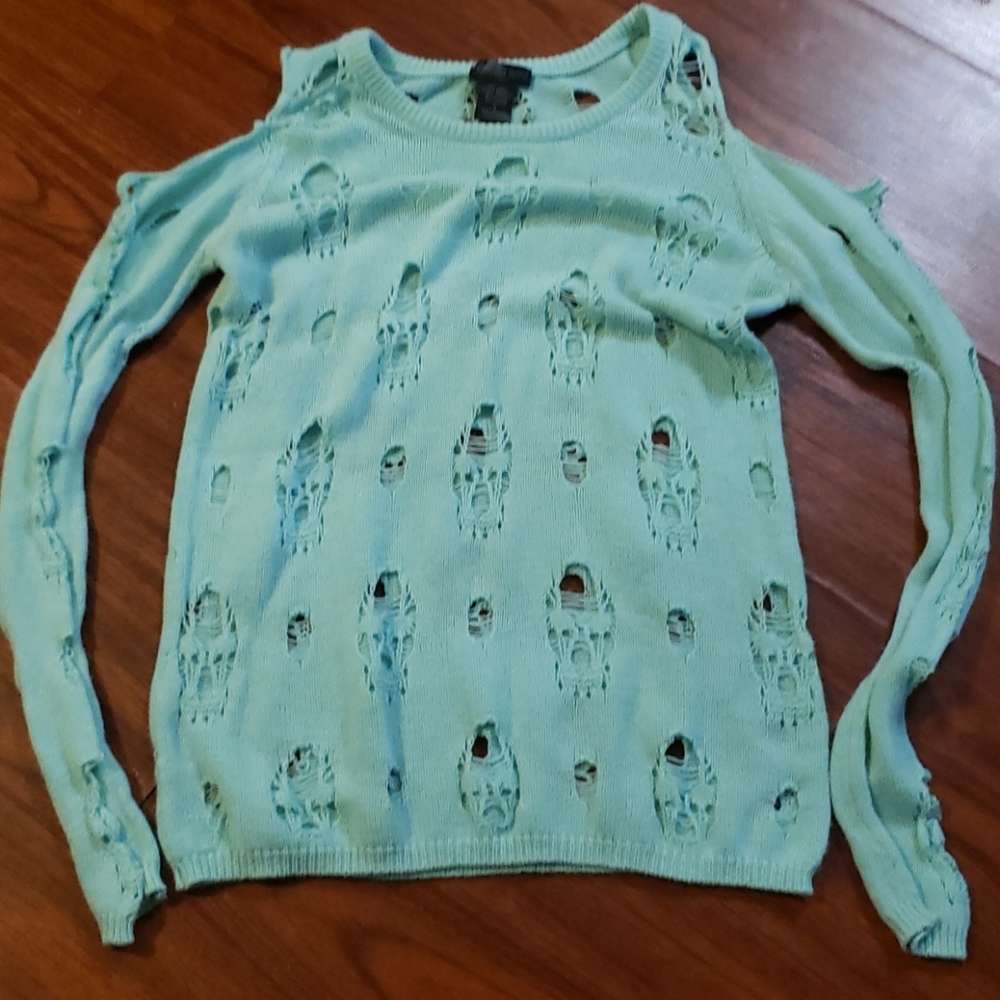 Skull sweater